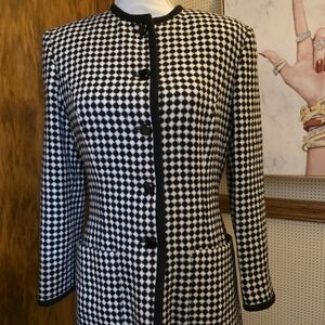 Authentic Fendi Black and White Women's Jacket Medium Size From JAPAN